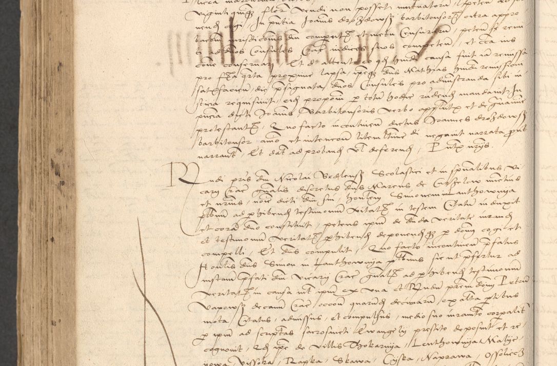 Zdjęcie nr 946 dla obiektu archiwalnego: INRI. Acta actorum, obligacionum et sentenciarum tam interlocutoriarum quam diffinitivarum coram reverendo patre ac egregio viro domino Jacobo Erciss[o]wski decretorum doctorem, canonico et officiali generali Cracoviensi ad annum Domini 1528, indicionem primam, pontificatus sanctissimi in Christo patris et domini domini Clementis divina probidendcia pape seprtimi, annum quintum, per Stanislaum de Mordi legalem consistorii notarium omine felici inchoantur