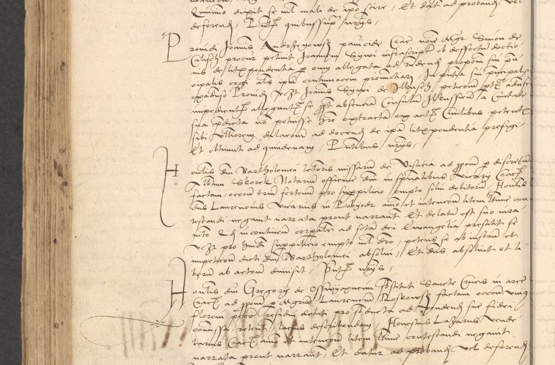 Zdjęcie nr 898 dla obiektu archiwalnego: INRI. Acta actorum, obligacionum et sentenciarum tam interlocutoriarum quam diffinitivarum coram reverendo patre ac egregio viro domino Jacobo Erciss[o]wski decretorum doctorem, canonico et officiali generali Cracoviensi ad annum Domini 1528, indicionem primam, pontificatus sanctissimi in Christo patris et domini domini Clementis divina probidendcia pape seprtimi, annum quintum, per Stanislaum de Mordi legalem consistorii notarium omine felici inchoantur