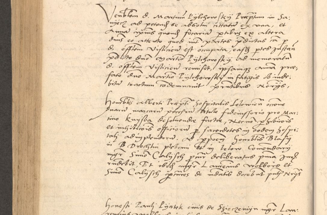 Zdjęcie nr 815 dla obiektu archiwalnego: Acta actorum causarum, sentenciarum et obligationum coram reverendo patre domino Thoma Roznowski canonico et reverendissimi in Christo patris et domini domini Patri Dei gratia Cracoviensis. Sabbato, 26 Octobris in ecclesiam suam solenniter recepti officialis generalis Cracoviensis dinita administratura, qua fungebatur post mortem reverendissimi olim felicis recordationis domini Joannis Choiecki episcopi Cracoviensis et Regni Polonie cancelarii anno presenti currenti videlicet 1538, die 11 Marcii Piotrcovie in comiciis celebratis circiter 23 horam defuncti sepulto corpore nona eiusdemque obsequiis X respective Aprilis peractis electo sub indictione XI, pontificatu vero sanctissimi in Christo patris et domini nostri domini Pauli divina providencia pape tercii foeliciter moderni, anno quarto, incepta felicibus auspiciis continuantur ordine processu infrascripto