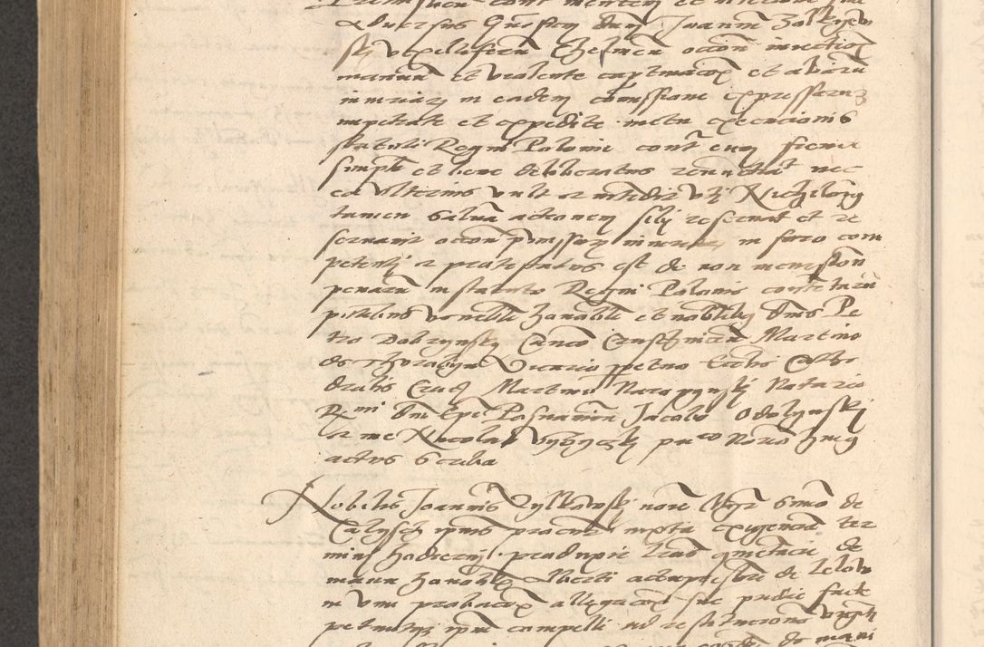 Zdjęcie nr 713 dla obiektu archiwalnego: Acta actorum causarum, sentenciarum et obligationum coram reverendo patre domino Thoma Roznowski canonico et reverendissimi in Christo patris et domini domini Patri Dei gratia Cracoviensis. Sabbato, 26 Octobris in ecclesiam suam solenniter recepti officialis generalis Cracoviensis dinita administratura, qua fungebatur post mortem reverendissimi olim felicis recordationis domini Joannis Choiecki episcopi Cracoviensis et Regni Polonie cancelarii anno presenti currenti videlicet 1538, die 11 Marcii Piotrcovie in comiciis celebratis circiter 23 horam defuncti sepulto corpore nona eiusdemque obsequiis X respective Aprilis peractis electo sub indictione XI, pontificatu vero sanctissimi in Christo patris et domini nostri domini Pauli divina providencia pape tercii foeliciter moderni, anno quarto, incepta felicibus auspiciis continuantur ordine processu infrascripto