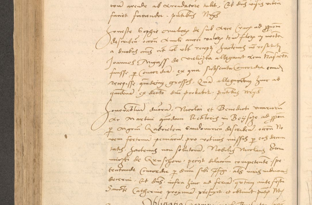 Zdjęcie nr 641 dla obiektu archiwalnego: Acta actorum causarum, sentenciarum et obligationum coram reverendo patre domino Thoma Roznowski canonico et reverendissimi in Christo patris et domini domini Patri Dei gratia Cracoviensis. Sabbato, 26 Octobris in ecclesiam suam solenniter recepti officialis generalis Cracoviensis dinita administratura, qua fungebatur post mortem reverendissimi olim felicis recordationis domini Joannis Choiecki episcopi Cracoviensis et Regni Polonie cancelarii anno presenti currenti videlicet 1538, die 11 Marcii Piotrcovie in comiciis celebratis circiter 23 horam defuncti sepulto corpore nona eiusdemque obsequiis X respective Aprilis peractis electo sub indictione XI, pontificatu vero sanctissimi in Christo patris et domini nostri domini Pauli divina providencia pape tercii foeliciter moderni, anno quarto, incepta felicibus auspiciis continuantur ordine processu infrascripto