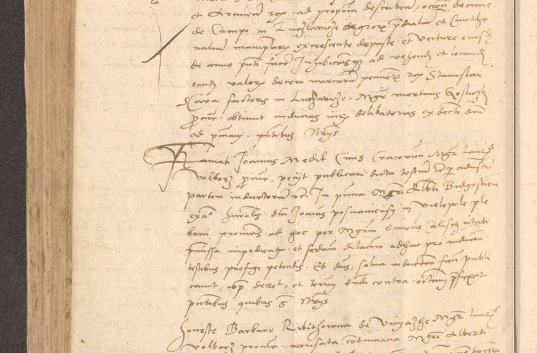 Zdjęcie nr 593 dla obiektu archiwalnego: Acta actorum causarum, sentenciarum et obligationum coram reverendo patre domino Thoma Roznowski canonico et reverendissimi in Christo patris et domini domini Patri Dei gratia Cracoviensis. Sabbato, 26 Octobris in ecclesiam suam solenniter recepti officialis generalis Cracoviensis dinita administratura, qua fungebatur post mortem reverendissimi olim felicis recordationis domini Joannis Choiecki episcopi Cracoviensis et Regni Polonie cancelarii anno presenti currenti videlicet 1538, die 11 Marcii Piotrcovie in comiciis celebratis circiter 23 horam defuncti sepulto corpore nona eiusdemque obsequiis X respective Aprilis peractis electo sub indictione XI, pontificatu vero sanctissimi in Christo patris et domini nostri domini Pauli divina providencia pape tercii foeliciter moderni, anno quarto, incepta felicibus auspiciis continuantur ordine processu infrascripto