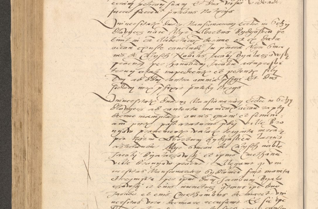 Zdjęcie nr 563 dla obiektu archiwalnego: Acta actorum causarum, sentenciarum et obligationum coram reverendo patre domino Thoma Roznowski canonico et reverendissimi in Christo patris et domini domini Patri Dei gratia Cracoviensis. Sabbato, 26 Octobris in ecclesiam suam solenniter recepti officialis generalis Cracoviensis dinita administratura, qua fungebatur post mortem reverendissimi olim felicis recordationis domini Joannis Choiecki episcopi Cracoviensis et Regni Polonie cancelarii anno presenti currenti videlicet 1538, die 11 Marcii Piotrcovie in comiciis celebratis circiter 23 horam defuncti sepulto corpore nona eiusdemque obsequiis X respective Aprilis peractis electo sub indictione XI, pontificatu vero sanctissimi in Christo patris et domini nostri domini Pauli divina providencia pape tercii foeliciter moderni, anno quarto, incepta felicibus auspiciis continuantur ordine processu infrascripto