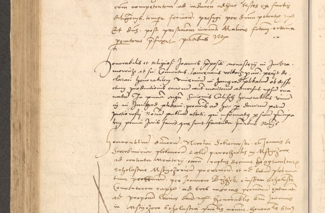 Zdjęcie nr 539 dla obiektu archiwalnego: Acta actorum causarum, sentenciarum et obligationum coram reverendo patre domino Thoma Roznowski canonico et reverendissimi in Christo patris et domini domini Patri Dei gratia Cracoviensis. Sabbato, 26 Octobris in ecclesiam suam solenniter recepti officialis generalis Cracoviensis dinita administratura, qua fungebatur post mortem reverendissimi olim felicis recordationis domini Joannis Choiecki episcopi Cracoviensis et Regni Polonie cancelarii anno presenti currenti videlicet 1538, die 11 Marcii Piotrcovie in comiciis celebratis circiter 23 horam defuncti sepulto corpore nona eiusdemque obsequiis X respective Aprilis peractis electo sub indictione XI, pontificatu vero sanctissimi in Christo patris et domini nostri domini Pauli divina providencia pape tercii foeliciter moderni, anno quarto, incepta felicibus auspiciis continuantur ordine processu infrascripto