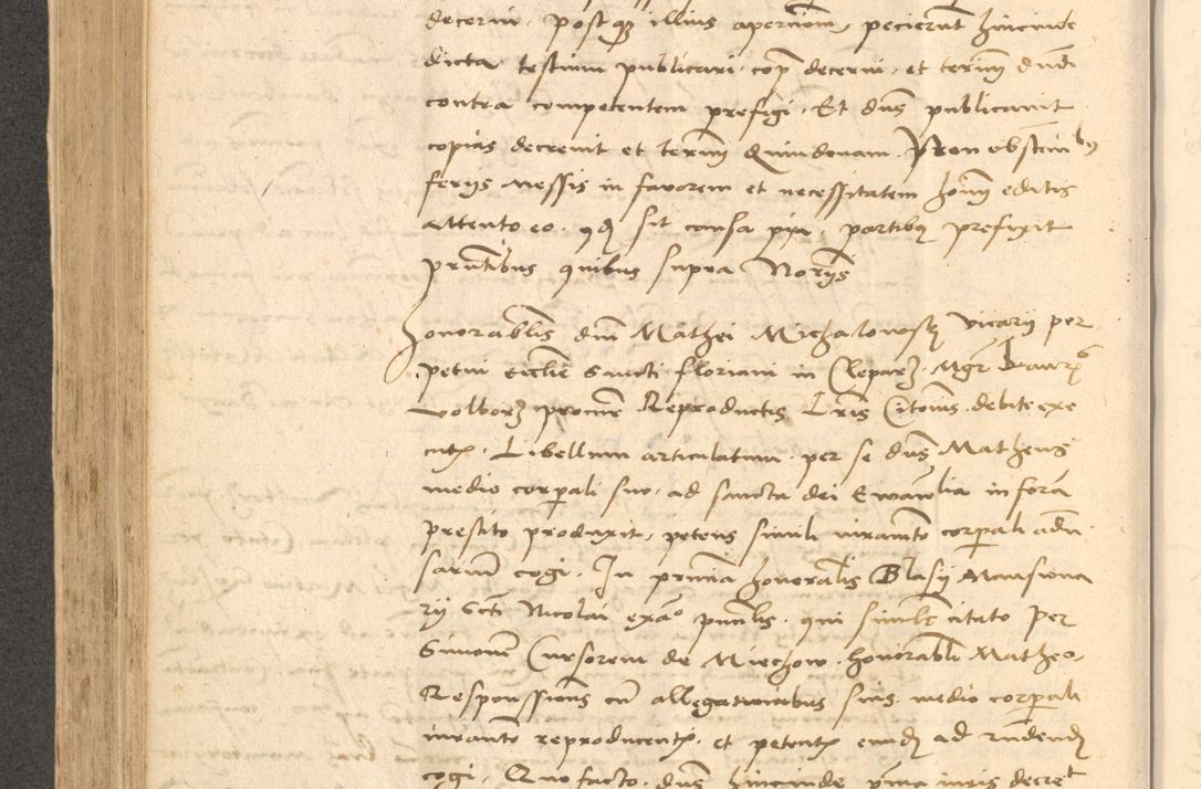 Zdjęcie nr 461 dla obiektu archiwalnego: Acta actorum causarum, sentenciarum et obligationum coram reverendo patre domino Thoma Roznowski canonico et reverendissimi in Christo patris et domini domini Patri Dei gratia Cracoviensis. Sabbato, 26 Octobris in ecclesiam suam solenniter recepti officialis generalis Cracoviensis dinita administratura, qua fungebatur post mortem reverendissimi olim felicis recordationis domini Joannis Choiecki episcopi Cracoviensis et Regni Polonie cancelarii anno presenti currenti videlicet 1538, die 11 Marcii Piotrcovie in comiciis celebratis circiter 23 horam defuncti sepulto corpore nona eiusdemque obsequiis X respective Aprilis peractis electo sub indictione XI, pontificatu vero sanctissimi in Christo patris et domini nostri domini Pauli divina providencia pape tercii foeliciter moderni, anno quarto, incepta felicibus auspiciis continuantur ordine processu infrascripto