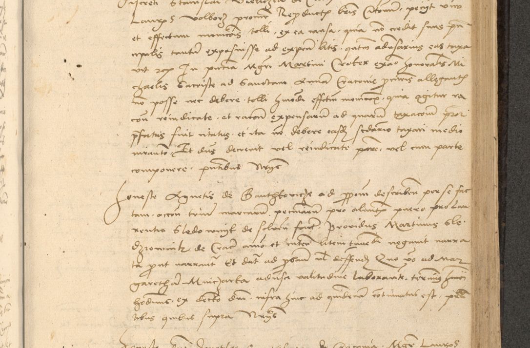 Zdjęcie nr 424 dla obiektu archiwalnego: Acta actorum causarum, sentenciarum et obligationum coram reverendo patre domino Thoma Roznowski canonico et reverendissimi in Christo patris et domini domini Patri Dei gratia Cracoviensis. Sabbato, 26 Octobris in ecclesiam suam solenniter recepti officialis generalis Cracoviensis dinita administratura, qua fungebatur post mortem reverendissimi olim felicis recordationis domini Joannis Choiecki episcopi Cracoviensis et Regni Polonie cancelarii anno presenti currenti videlicet 1538, die 11 Marcii Piotrcovie in comiciis celebratis circiter 23 horam defuncti sepulto corpore nona eiusdemque obsequiis X respective Aprilis peractis electo sub indictione XI, pontificatu vero sanctissimi in Christo patris et domini nostri domini Pauli divina providencia pape tercii foeliciter moderni, anno quarto, incepta felicibus auspiciis continuantur ordine processu infrascripto