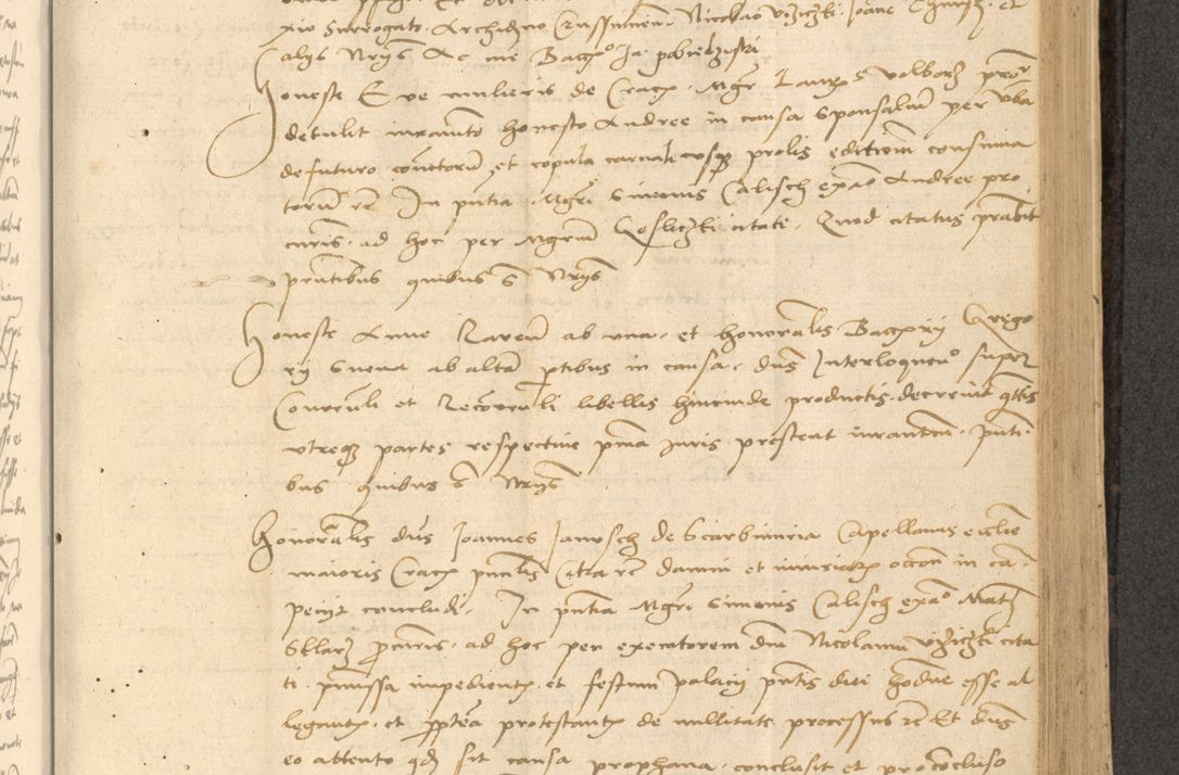 Zdjęcie nr 404 dla obiektu archiwalnego: Acta actorum causarum, sentenciarum et obligationum coram reverendo patre domino Thoma Roznowski canonico et reverendissimi in Christo patris et domini domini Patri Dei gratia Cracoviensis. Sabbato, 26 Octobris in ecclesiam suam solenniter recepti officialis generalis Cracoviensis dinita administratura, qua fungebatur post mortem reverendissimi olim felicis recordationis domini Joannis Choiecki episcopi Cracoviensis et Regni Polonie cancelarii anno presenti currenti videlicet 1538, die 11 Marcii Piotrcovie in comiciis celebratis circiter 23 horam defuncti sepulto corpore nona eiusdemque obsequiis X respective Aprilis peractis electo sub indictione XI, pontificatu vero sanctissimi in Christo patris et domini nostri domini Pauli divina providencia pape tercii foeliciter moderni, anno quarto, incepta felicibus auspiciis continuantur ordine processu infrascripto