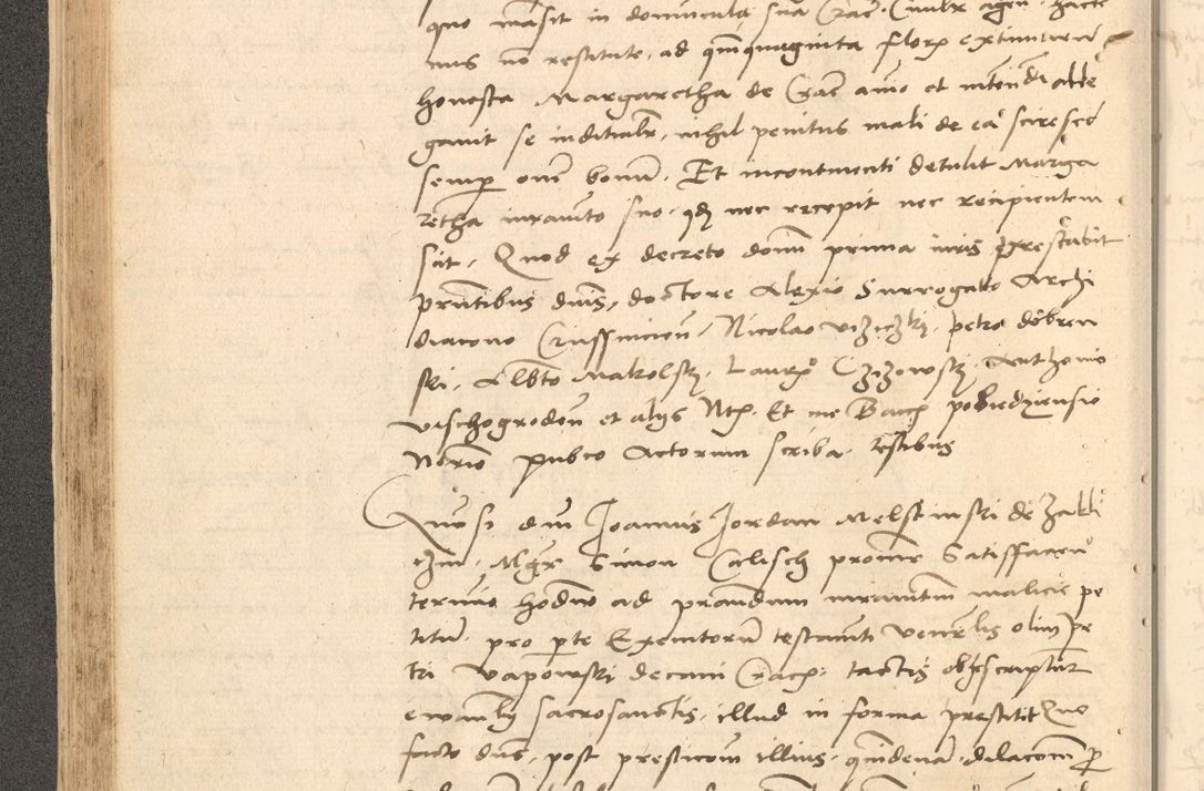 Zdjęcie nr 155 dla obiektu archiwalnego: Acta actorum causarum, sentenciarum et obligationum coram reverendo patre domino Thoma Roznowski canonico et reverendissimi in Christo patris et domini domini Patri Dei gratia Cracoviensis. Sabbato, 26 Octobris in ecclesiam suam solenniter recepti officialis generalis Cracoviensis dinita administratura, qua fungebatur post mortem reverendissimi olim felicis recordationis domini Joannis Choiecki episcopi Cracoviensis et Regni Polonie cancelarii anno presenti currenti videlicet 1538, die 11 Marcii Piotrcovie in comiciis celebratis circiter 23 horam defuncti sepulto corpore nona eiusdemque obsequiis X respective Aprilis peractis electo sub indictione XI, pontificatu vero sanctissimi in Christo patris et domini nostri domini Pauli divina providencia pape tercii foeliciter moderni, anno quarto, incepta felicibus auspiciis continuantur ordine processu infrascripto