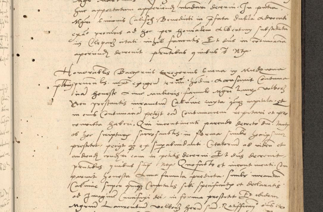 Zdjęcie nr 128 dla obiektu archiwalnego: Acta actorum causarum, sentenciarum et obligationum coram reverendo patre domino Thoma Roznowski canonico et reverendissimi in Christo patris et domini domini Patri Dei gratia Cracoviensis. Sabbato, 26 Octobris in ecclesiam suam solenniter recepti officialis generalis Cracoviensis dinita administratura, qua fungebatur post mortem reverendissimi olim felicis recordationis domini Joannis Choiecki episcopi Cracoviensis et Regni Polonie cancelarii anno presenti currenti videlicet 1538, die 11 Marcii Piotrcovie in comiciis celebratis circiter 23 horam defuncti sepulto corpore nona eiusdemque obsequiis X respective Aprilis peractis electo sub indictione XI, pontificatu vero sanctissimi in Christo patris et domini nostri domini Pauli divina providencia pape tercii foeliciter moderni, anno quarto, incepta felicibus auspiciis continuantur ordine processu infrascripto