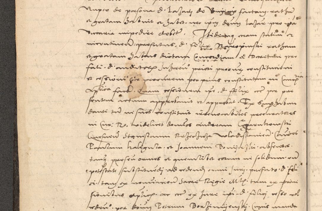 Zdjęcie nr 13 dla obiektu archiwalnego: Acta actorum causarum, sentenciarum et obligationum coram reverendo patre domino Thoma Roznowski canonico et reverendissimi in Christo patris et domini domini Patri Dei gratia Cracoviensis. Sabbato, 26 Octobris in ecclesiam suam solenniter recepti officialis generalis Cracoviensis dinita administratura, qua fungebatur post mortem reverendissimi olim felicis recordationis domini Joannis Choiecki episcopi Cracoviensis et Regni Polonie cancelarii anno presenti currenti videlicet 1538, die 11 Marcii Piotrcovie in comiciis celebratis circiter 23 horam defuncti sepulto corpore nona eiusdemque obsequiis X respective Aprilis peractis electo sub indictione XI, pontificatu vero sanctissimi in Christo patris et domini nostri domini Pauli divina providencia pape tercii foeliciter moderni, anno quarto, incepta felicibus auspiciis continuantur ordine processu infrascripto