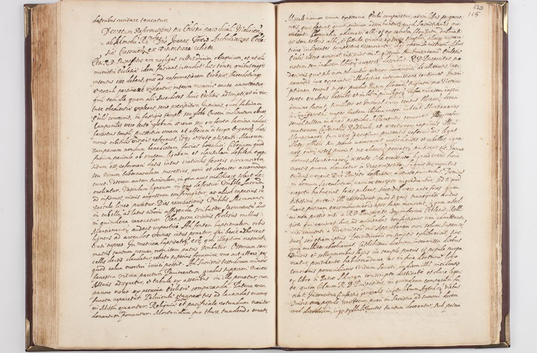 Zdjęcie nr 127 dla obiektu archiwalnego: Acta visitationis exterioris decanatus Skavinensis, Novi Montis, Oswencimensis, Zatoriensis, ad archidiaconatum Cracoviensem, prothonotarium apostolicum in a. D. 1617 authoritate ordinaria factae sub felicibus auspiciis R. D. Martini Szyszkowski, episcopi Cracobiensis, ducis Severiensis. Visitatio ecclesiae Collegiate Skarbimiriensis die 9 mesis Decembris anni 1617 ex speciali commissione Episcopi ordinarii facta kk. 106 - 110. Visitatio decanatus Wielicensis a. D. 1618 per R. D. Joannem Foxium, archidiaconum Cracoviensem