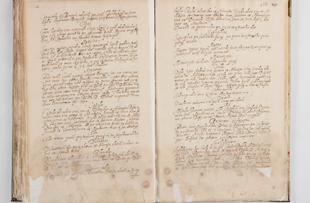 Zdjęcie nr 127 dla obiektu archiwalnego: Acta visitationis exterioris decanatus Witoviensis, Opatovecensis, Skavinensis, Zatoriensis, Kiiensis, Oswencimensis, Wolbromensis, Skalensis, Pacanoviensis et Sokoliensis authoritate R. D. Petri Tylicki, episcopi Cracoviensis per R. D. Rochum Zardecki, praepositum et officialem Tarnoviensem et Sebastianum Nucerium, s. Theologiae doctorem, canonicum Scarbimiriensem a. D. 1610 facta. Pag. 255 - 264 visitatio ecclesiae parochialis in Szydłowiec ex anno 1614