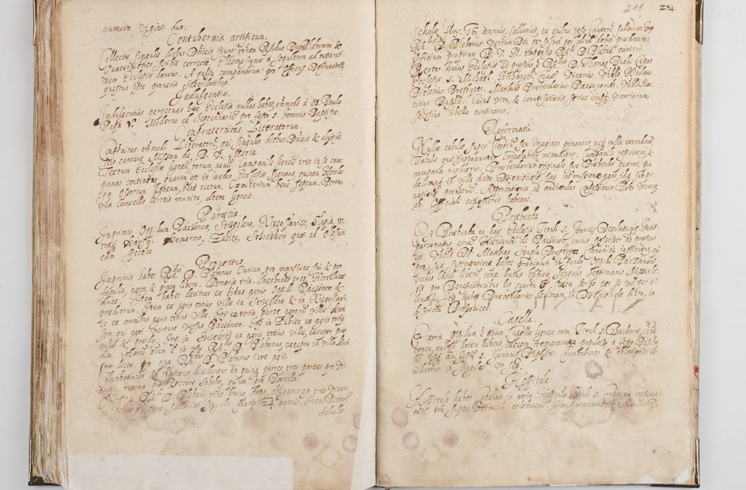 Zdjęcie nr 114 dla obiektu archiwalnego: Acta visitationis exterioris decanatus Witoviensis, Opatovecensis, Skavinensis, Zatoriensis, Kiiensis, Oswencimensis, Wolbromensis, Skalensis, Pacanoviensis et Sokoliensis authoritate R. D. Petri Tylicki, episcopi Cracoviensis per R. D. Rochum Zardecki, praepositum et officialem Tarnoviensem et Sebastianum Nucerium, s. Theologiae doctorem, canonicum Scarbimiriensem a. D. 1610 facta. Pag. 255 - 264 visitatio ecclesiae parochialis in Szydłowiec ex anno 1614