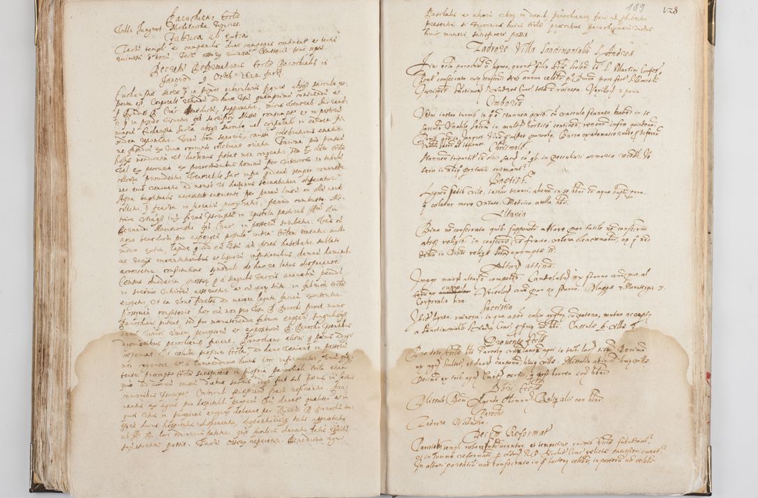 Zdjęcie nr 103 dla obiektu archiwalnego: Acta visitationis exterioris decanatus Witoviensis, Opatovecensis, Skavinensis, Zatoriensis, Kiiensis, Oswencimensis, Wolbromensis, Skalensis, Pacanoviensis et Sokoliensis authoritate R. D. Petri Tylicki, episcopi Cracoviensis per R. D. Rochum Zardecki, praepositum et officialem Tarnoviensem et Sebastianum Nucerium, s. Theologiae doctorem, canonicum Scarbimiriensem a. D. 1610 facta. Pag. 255 - 264 visitatio ecclesiae parochialis in Szydłowiec ex anno 1614