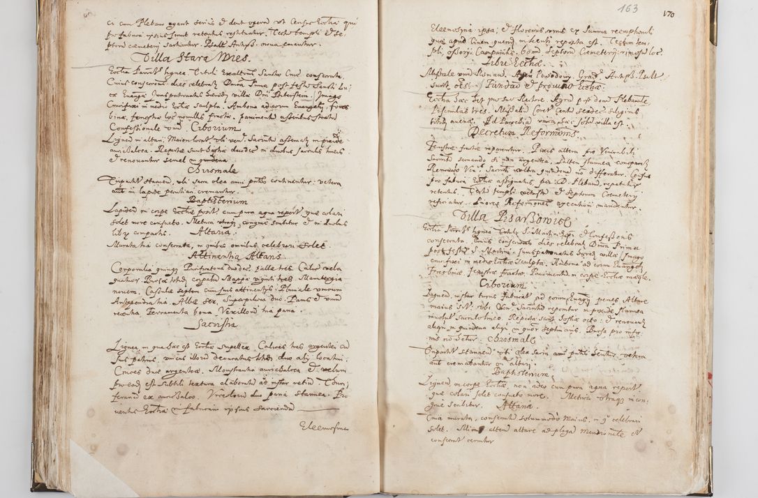 Zdjęcie nr 90 dla obiektu archiwalnego: Acta visitationis exterioris decanatus Witoviensis, Opatovecensis, Skavinensis, Zatoriensis, Kiiensis, Oswencimensis, Wolbromensis, Skalensis, Pacanoviensis et Sokoliensis authoritate R. D. Petri Tylicki, episcopi Cracoviensis per R. D. Rochum Zardecki, praepositum et officialem Tarnoviensem et Sebastianum Nucerium, s. Theologiae doctorem, canonicum Scarbimiriensem a. D. 1610 facta. Pag. 255 - 264 visitatio ecclesiae parochialis in Szydłowiec ex anno 1614