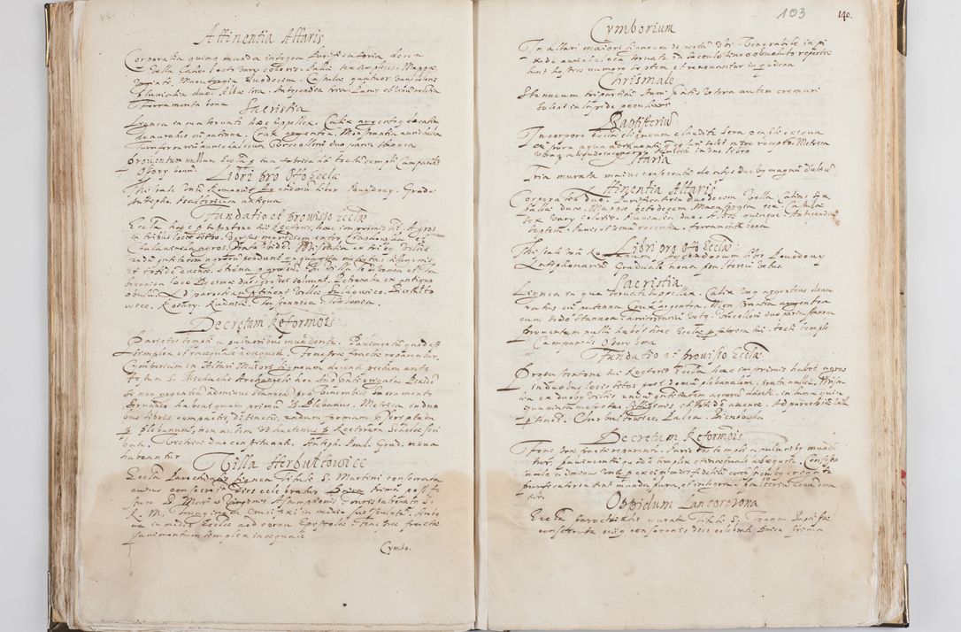 Zdjęcie nr 57 dla obiektu archiwalnego: Acta visitationis exterioris decanatus Witoviensis, Opatovecensis, Skavinensis, Zatoriensis, Kiiensis, Oswencimensis, Wolbromensis, Skalensis, Pacanoviensis et Sokoliensis authoritate R. D. Petri Tylicki, episcopi Cracoviensis per R. D. Rochum Zardecki, praepositum et officialem Tarnoviensem et Sebastianum Nucerium, s. Theologiae doctorem, canonicum Scarbimiriensem a. D. 1610 facta. Pag. 255 - 264 visitatio ecclesiae parochialis in Szydłowiec ex anno 1614