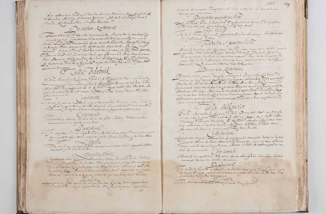 Zdjęcie nr 56 dla obiektu archiwalnego: Acta visitationis exterioris decanatus Witoviensis, Opatovecensis, Skavinensis, Zatoriensis, Kiiensis, Oswencimensis, Wolbromensis, Skalensis, Pacanoviensis et Sokoliensis authoritate R. D. Petri Tylicki, episcopi Cracoviensis per R. D. Rochum Zardecki, praepositum et officialem Tarnoviensem et Sebastianum Nucerium, s. Theologiae doctorem, canonicum Scarbimiriensem a. D. 1610 facta. Pag. 255 - 264 visitatio ecclesiae parochialis in Szydłowiec ex anno 1614