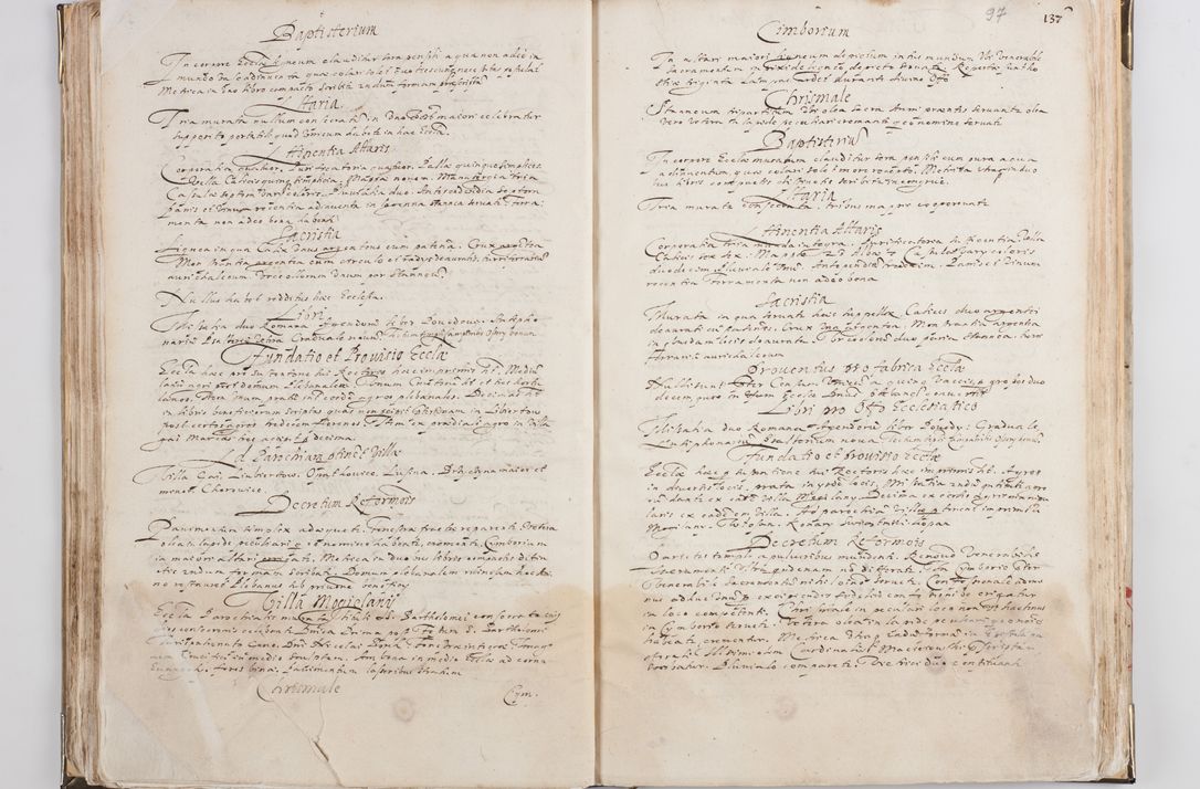 Zdjęcie nr 54 dla obiektu archiwalnego: Acta visitationis exterioris decanatus Witoviensis, Opatovecensis, Skavinensis, Zatoriensis, Kiiensis, Oswencimensis, Wolbromensis, Skalensis, Pacanoviensis et Sokoliensis authoritate R. D. Petri Tylicki, episcopi Cracoviensis per R. D. Rochum Zardecki, praepositum et officialem Tarnoviensem et Sebastianum Nucerium, s. Theologiae doctorem, canonicum Scarbimiriensem a. D. 1610 facta. Pag. 255 - 264 visitatio ecclesiae parochialis in Szydłowiec ex anno 1614