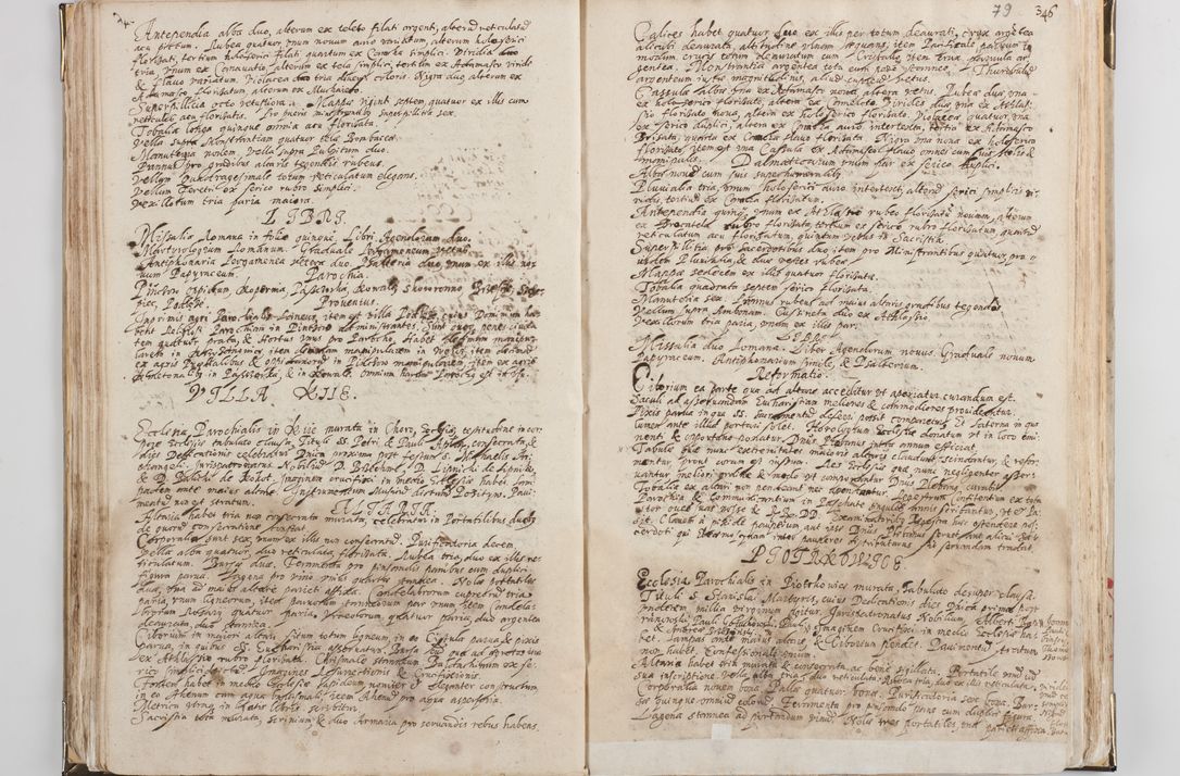 Zdjęcie nr 47 dla obiektu archiwalnego: Acta visitationis exterioris decanatus Witoviensis, Opatovecensis, Skavinensis, Zatoriensis, Kiiensis, Oswencimensis, Wolbromensis, Skalensis, Pacanoviensis et Sokoliensis authoritate R. D. Petri Tylicki, episcopi Cracoviensis per R. D. Rochum Zardecki, praepositum et officialem Tarnoviensem et Sebastianum Nucerium, s. Theologiae doctorem, canonicum Scarbimiriensem a. D. 1610 facta. Pag. 255 - 264 visitatio ecclesiae parochialis in Szydłowiec ex anno 1614