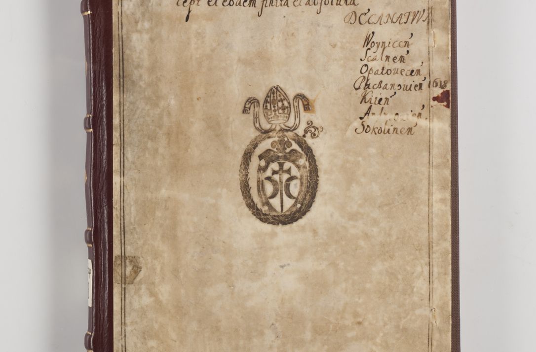 Zdjęcie nr 2 dla obiektu archiwalnego: Visitatio interior decanatuum: Voynicensis, Scalensis - Opatovecensis - Pacanoviensis - Kijensis - Andreoviensis - Sokolinensis, ad archidiaconatum Cracoviensem pertinentium, per R. D. Joannem Foxium, archidiaconatum Cracoviensem, prothonotarium apostolicum a. D. 1618 incepta et eodem finita et absoluta