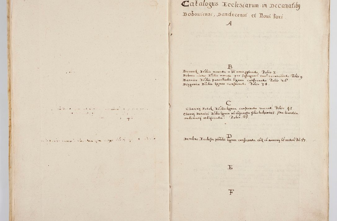 Zdjęcie nr 10 dla obiektu archiwalnego: Acta visitationis exterioris decanatuum Boboviensis, Sandecensis, Novi Fori ad Archidiaconatum Sandecensem pertinentium. Per venerabilem Christophorum Cazimirski praepositum Tarnoviensis ex comissione Illustrissimi Principis et Domini Domini Georgii Divina Miseratione S. R. Eccliae Tituli S. Sixti. Card. Praesbyteri Radziwił nuncupati Episcopatus Cracoviensis et Ducatus Severien administratoris perpertui in Olica et Nieswierz Ducis Anno Domini M.D.XC Sexto Pontificus SS Domini Domini Nostri Clementis Octavi Papae Anno in dictiae nona facta seu expedita