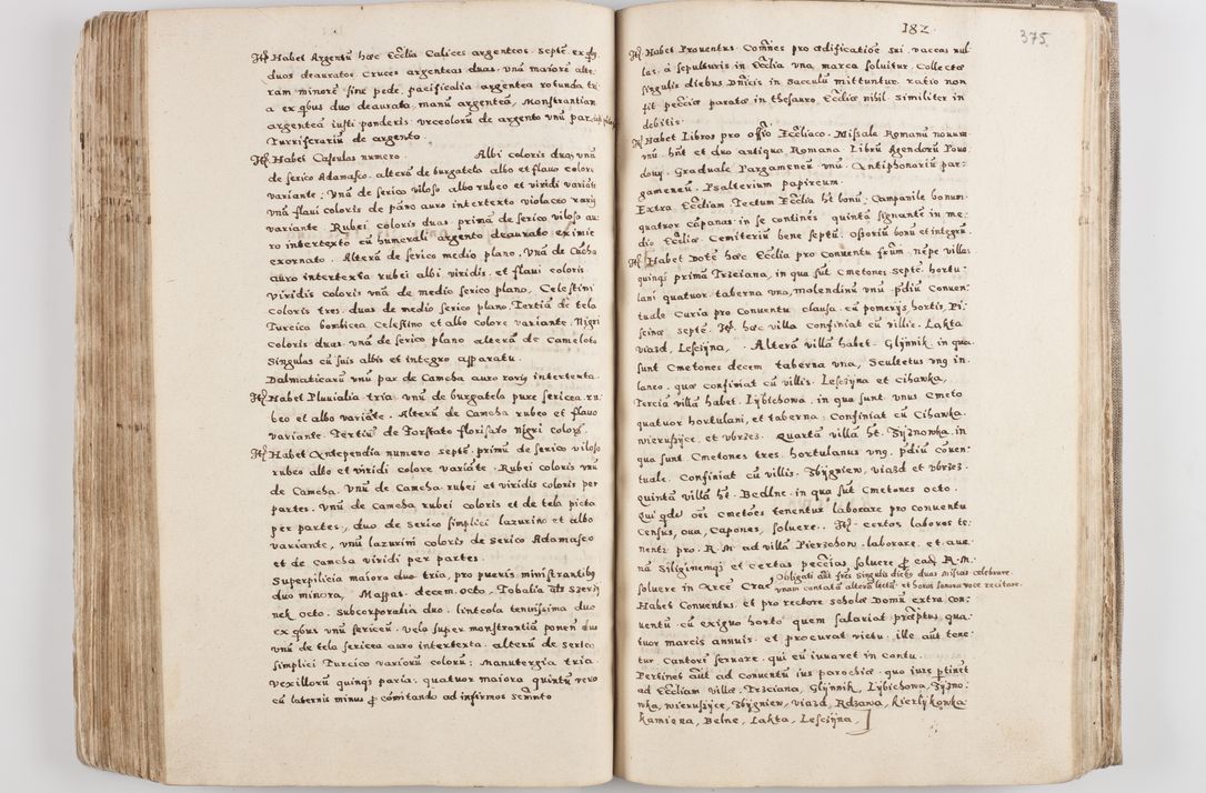 Zdjęcie nr 203 dla obiektu archiwalnego: Acta visitationis exterioris decanatuum Tarnoviensis, Dobcicensis, Woynicensis, Opatowiensis, Lypnicensis et Wielicensis ad Archidiaconatum Cracoviensis pertinentium per venerabilem Christophorum Cazimirski Praepositum Tarnoviensis mandato Illustrissimi Principis et Domini Domini Georgini Divina Miseratione S. R. Ecclessia Tituli S. Sixti Card. Praesbyteri Rzadziwł nuncupati Episcopatus Cracoviensis et Ducatus Severiensis administratoris perpetui in Olica et Neswiesz Ducis et ex commissione admodum Rndi. Dni. D. Stanislai Crasinski Archidiaconi in spiritualibus vicarii et generalis officialis Cracoviensis etc. etc.