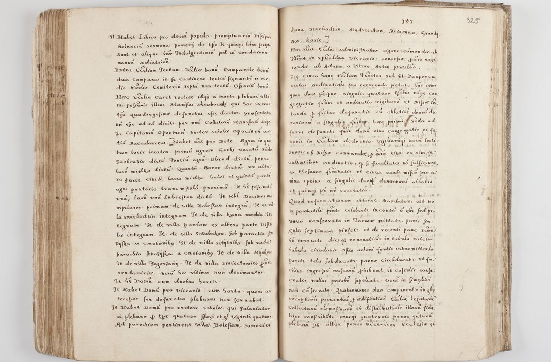 Zdjęcie nr 178 dla obiektu archiwalnego: Acta visitationis exterioris decanatuum Tarnoviensis, Dobcicensis, Woynicensis, Opatowiensis, Lypnicensis et Wielicensis ad Archidiaconatum Cracoviensis pertinentium per venerabilem Christophorum Cazimirski Praepositum Tarnoviensis mandato Illustrissimi Principis et Domini Domini Georgini Divina Miseratione S. R. Ecclessia Tituli S. Sixti Card. Praesbyteri Rzadziwł nuncupati Episcopatus Cracoviensis et Ducatus Severiensis administratoris perpetui in Olica et Neswiesz Ducis et ex commissione admodum Rndi. Dni. D. Stanislai Crasinski Archidiaconi in spiritualibus vicarii et generalis officialis Cracoviensis etc. etc.