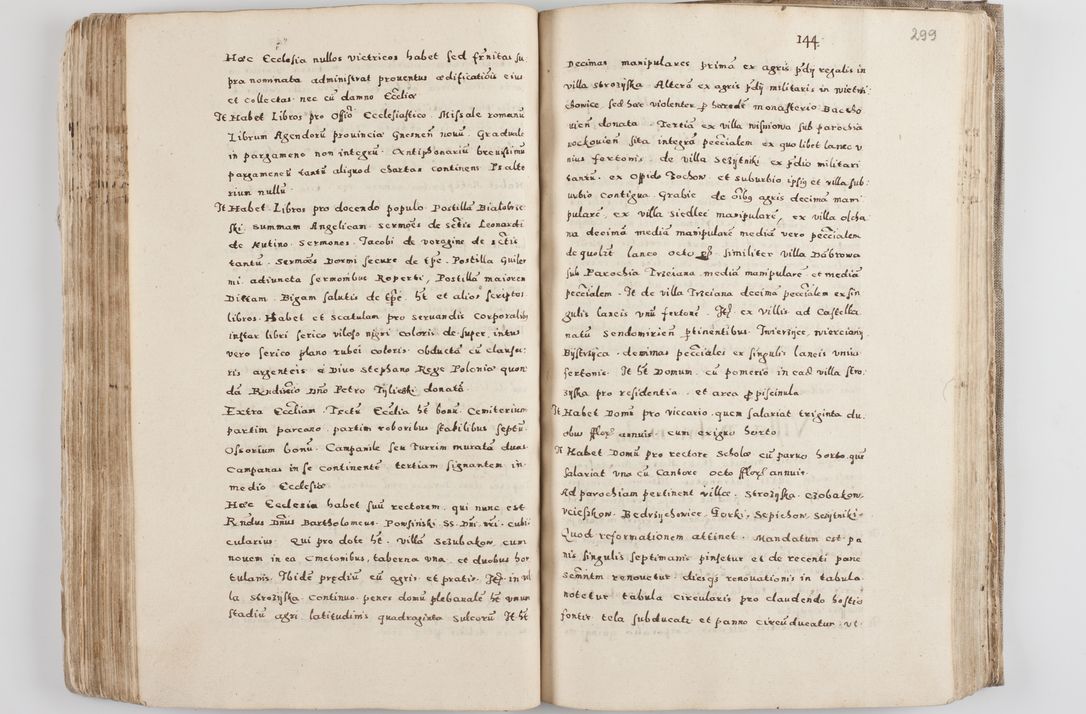 Zdjęcie nr 164 dla obiektu archiwalnego: Acta visitationis exterioris decanatuum Tarnoviensis, Dobcicensis, Woynicensis, Opatowiensis, Lypnicensis et Wielicensis ad Archidiaconatum Cracoviensis pertinentium per venerabilem Christophorum Cazimirski Praepositum Tarnoviensis mandato Illustrissimi Principis et Domini Domini Georgini Divina Miseratione S. R. Ecclessia Tituli S. Sixti Card. Praesbyteri Rzadziwł nuncupati Episcopatus Cracoviensis et Ducatus Severiensis administratoris perpetui in Olica et Neswiesz Ducis et ex commissione admodum Rndi. Dni. D. Stanislai Crasinski Archidiaconi in spiritualibus vicarii et generalis officialis Cracoviensis etc. etc.