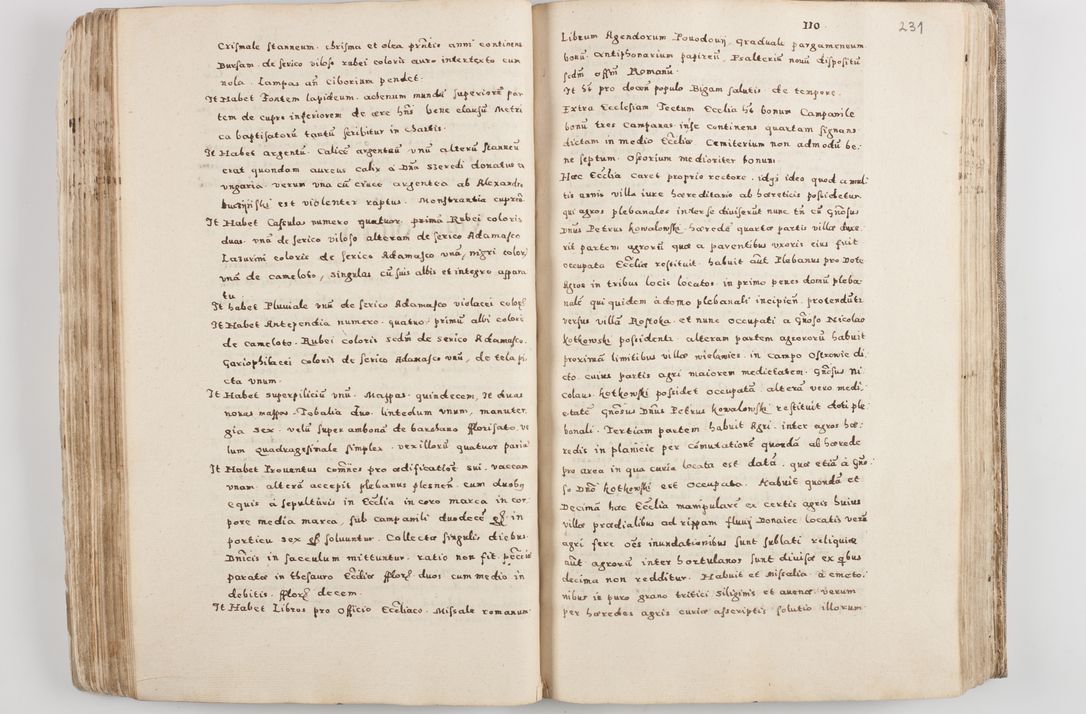 Zdjęcie nr 129 dla obiektu archiwalnego: Acta visitationis exterioris decanatuum Tarnoviensis, Dobcicensis, Woynicensis, Opatowiensis, Lypnicensis et Wielicensis ad Archidiaconatum Cracoviensis pertinentium per venerabilem Christophorum Cazimirski Praepositum Tarnoviensis mandato Illustrissimi Principis et Domini Domini Georgini Divina Miseratione S. R. Ecclessia Tituli S. Sixti Card. Praesbyteri Rzadziwł nuncupati Episcopatus Cracoviensis et Ducatus Severiensis administratoris perpetui in Olica et Neswiesz Ducis et ex commissione admodum Rndi. Dni. D. Stanislai Crasinski Archidiaconi in spiritualibus vicarii et generalis officialis Cracoviensis etc. etc.