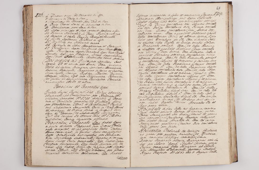Zdjęcie nr 72 dla obiektu archiwalnego: Visitatio interna et externa officialatus Sandecensis per me Josephum de Zakliczyn Jordan, canonicum cathedralem Cracoviensem, archidiaconum Sandecensem anno 1723 die 12 mensis Decembris incepta, ac tandem anno 1728 die vero 12 mensis Aprilis terminata. Continet decanatus Neoforiensem, Sandecensem, Scepusiensem, Sandecensem (continuatio) Boboviensem. Per Nicolaum Gawrański, notarium apostolicum connotata.