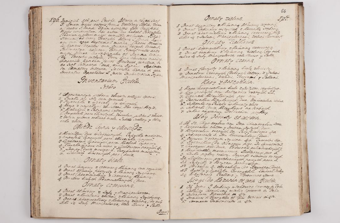 Zdjęcie nr 71 dla obiektu archiwalnego: Visitatio interna et externa officialatus Sandecensis per me Josephum de Zakliczyn Jordan, canonicum cathedralem Cracoviensem, archidiaconum Sandecensem anno 1723 die 12 mensis Decembris incepta, ac tandem anno 1728 die vero 12 mensis Aprilis terminata. Continet decanatus Neoforiensem, Sandecensem, Scepusiensem, Sandecensem (continuatio) Boboviensem. Per Nicolaum Gawrański, notarium apostolicum connotata.