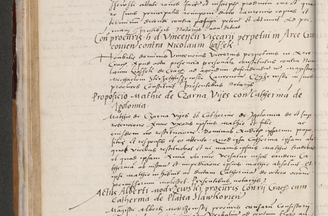 Zdjęcie nr 124 dla obiektu archiwalnego: Acta actorum coram reverendo patre domino Benedicto Isdbienski cancellario Gnesnesi, canonico et reverendissimi in Christo patris et domini domini Petri Dei gratia archiepiscopi Gnesnensis et episcopi Cracoviensis sedisque apostolice legati nati et primatis Regni Polonie, vicarioque in spiritualibus generali Cracoviensi ad annum Domini millesimum quingentisimum quadragesimum primum, cuius indictio est quatuordecima, pontificatus sanctissimi in Christo patris et domini nostri domini Pauli divina providencia pape tercii, anno ipsius septimo, feliciter continuantur. Dii cepta secundent