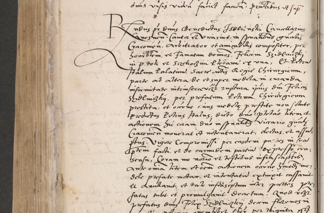 Zdjęcie nr 860 dla obiektu archiwalnego: Acta actorum coram reverendo patre domino Benedicto Isdbienski cancellario Gnesnesi, canonico et reverendissimi in Christo patris et domini domini Petri Dei gratia archiepiscopi Gnesnensis et episcopi Cracoviensis sedisque apostolice legati nati et primatis Regni Polonie, vicarioque in spiritualibus generali Cracoviensi ad annum Domini millesimum quingentisimum quadragesimum primum, cuius indictio est quatuordecima, pontificatus sanctissimi in Christo patris et domini nostri domini Pauli divina providencia pape tercii, anno ipsius septimo, feliciter continuantur. Dii cepta secundent