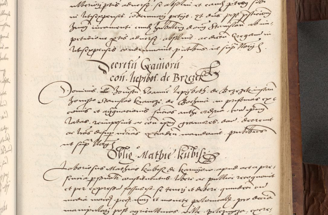 Zdjęcie nr 387 dla obiektu archiwalnego: Acta actorum causarum, sentenciarum, obligationum et mandatorum coram reverendo patre domino Petro Porembski preposito Osswieczimensi, canonico et officiali generali Cracoviensi ad annum Domini millesimum quingentesimum quadrogesimum sextum, cuius inditio est quarta, pontificatus sanctissimi in Christo patris et domini nostri domini Pauli divina providencia papae tercii, anno ipsius duodecimo, a die ac mense infrascriptis feliciter inchoantur