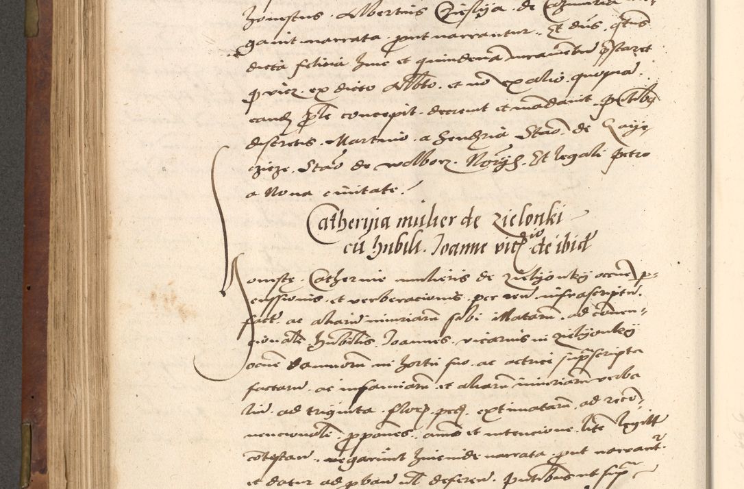 Zdjęcie nr 354 dla obiektu archiwalnego: Acta actorum causarum, sentenciarum, obligationum et mandatorum coram reverendo patre domino Petro Porembski preposito Osswieczimensi, canonico et officiali generali Cracoviensi ad annum Domini millesimum quingentesimum quadrogesimum sextum, cuius inditio est quarta, pontificatus sanctissimi in Christo patris et domini nostri domini Pauli divina providencia papae tercii, anno ipsius duodecimo, a die ac mense infrascriptis feliciter inchoantur