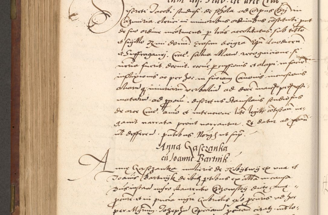 Zdjęcie nr 592 dla obiektu archiwalnego: Acta actorum causarum, sentenciarum, obligationum et mandatorum coram reverendo patre domino Petro Porembski preposito Osswieczimensi, canonico et officiali generali Cracoviensi ad annum Domini millesimum quingentesimum quadrogesimum sextum, cuius inditio est quarta, pontificatus sanctissimi in Christo patris et domini nostri domini Pauli divina providencia papae tercii, anno ipsius duodecimo, a die ac mense infrascriptis feliciter inchoantur