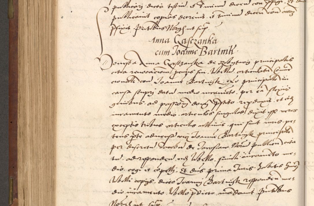 Zdjęcie nr 544 dla obiektu archiwalnego: Acta actorum causarum, sentenciarum, obligationum et mandatorum coram reverendo patre domino Petro Porembski preposito Osswieczimensi, canonico et officiali generali Cracoviensi ad annum Domini millesimum quingentesimum quadrogesimum sextum, cuius inditio est quarta, pontificatus sanctissimi in Christo patris et domini nostri domini Pauli divina providencia papae tercii, anno ipsius duodecimo, a die ac mense infrascriptis feliciter inchoantur