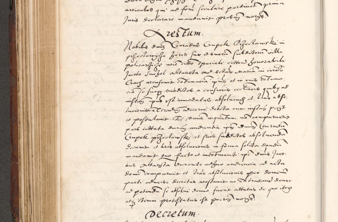 Zdjęcie nr 300 dla obiektu archiwalnego: Acta actorum causarum, sententiarum tam diffinitivarum quam interlocutoriam, obligationum, constitutionum, contractuum etc. coram reverendo patre domino Petro Porembski preposito Oswieczimensi, canonico et officiali Cracoviensi de anno Domini millesimo DºLº quarto, indictione duodecima, pontificatus sanctissimi in Christo patris et domini nostri domini Julii divina providencia papae eius nominis tercii, anno quarto, a die et mense infrasciptis continuantur
