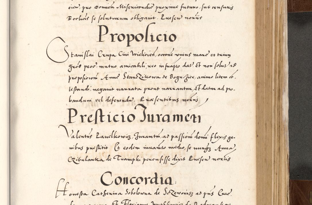 Zdjęcie nr 581 dla obiektu archiwalnego: Acta actorum causarum, sententiarum tam diffinitivarum quam interlocutoriam, obligationum, constitutionum, contractuum etc. coram reverendo patre domino Petro Porembski preposito Oswieczimensi, canonico et officiali Cracoviensi de anno Domini millesimo DºLº quarto, indictione duodecima, pontificatus sanctissimi in Christo patris et domini nostri domini Julii divina providencia papae eius nominis tercii, anno quarto, a die et mense infrasciptis continuantur