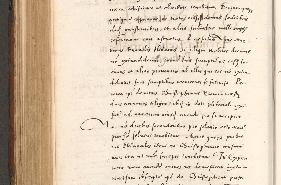 Zdjęcie nr 734 dla obiektu archiwalnego: Acta actorum causarum, sententiarum tam diffinitivarum quam interlocutoriam, obligationum, constitutionum, contractuum etc. coram reverendo patre domino Petro Porembski preposito Oswieczimensi, canonico et officiali Cracoviensi de anno Domini millesimo DºLº quarto, indictione duodecima, pontificatus sanctissimi in Christo patris et domini nostri domini Julii divina providencia papae eius nominis tercii, anno quarto, a die et mense infrasciptis continuantur