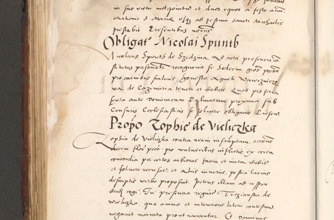 Zdjęcie nr 966 dla obiektu archiwalnego: Acta actorum causarum, sententiarum tam diffinitivarum quam interlocutoriam, obligationum, constitutionum, contractuum etc. coram reverendo patre domino Petro Porembski preposito Oswieczimensi, canonico et officiali Cracoviensi de anno Domini millesimo DºLº quarto, indictione duodecima, pontificatus sanctissimi in Christo patris et domini nostri domini Julii divina providencia papae eius nominis tercii, anno quarto, a die et mense infrasciptis continuantur