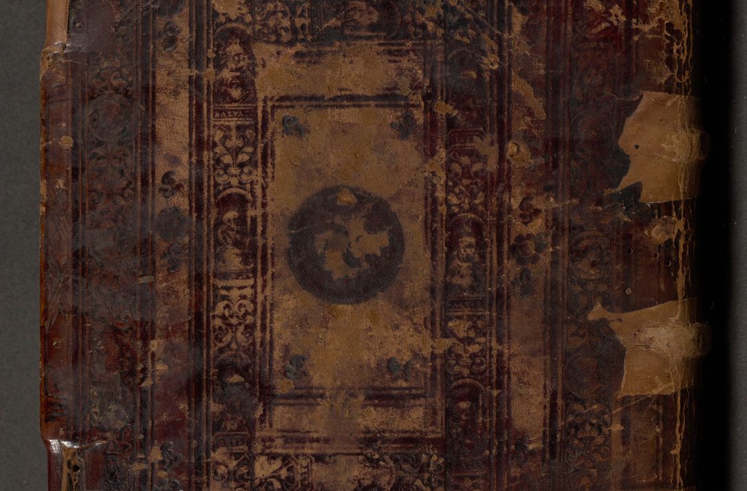 Zdjęcie nr 2 dla obiektu archiwalnego: Acta actorum causarum, sentenciarum tam diffinitivarum quam interloquutoriarum, decretorum, obligationum, quietationum et constitucionum procuratorum coram reverendo domino Bartholomeo Ganthkowski cancellario Gnesnensi, archidiacono et reverendissimi in Christo patris domini Andree Dei gratia episcopi Cracoviensis vicario in spiritualibus generali Cracoviensi ad annum Domini millesimum quingentesimum quingentesimum secundum, cuius indictio decima, pontificatus Julii pape tercii, annus tercius, foeliciter continuantur.