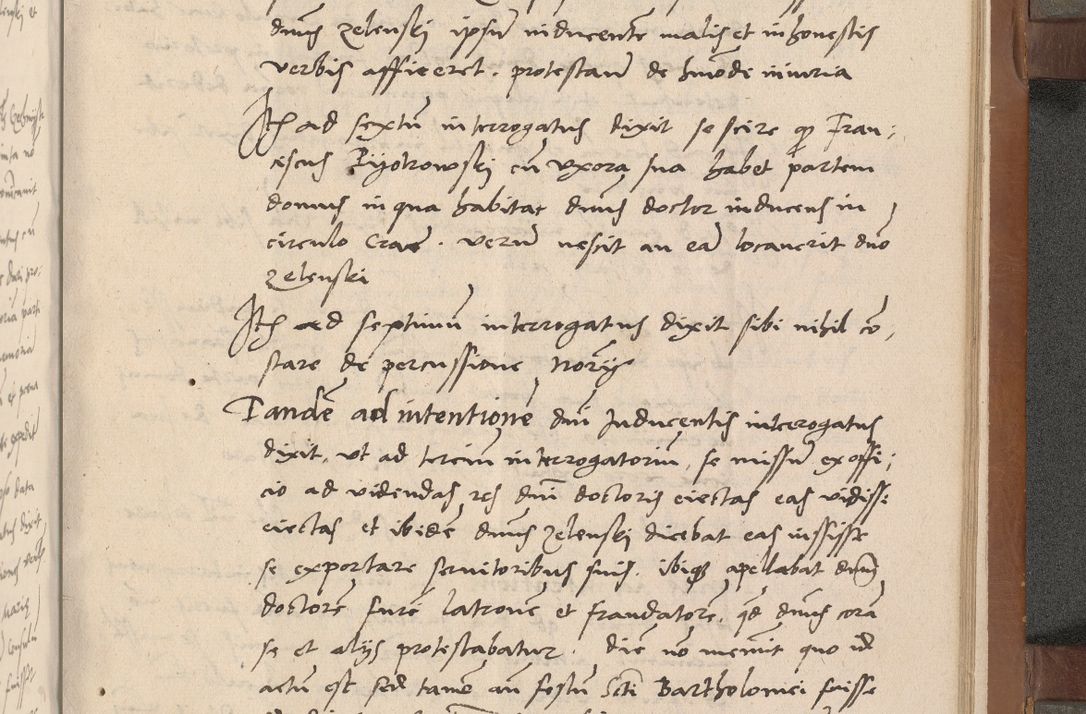 Zdjęcie nr 300 dla obiektu archiwalnego: Acta attestationum seu depositionum testium coram R. D. Petro de Gamratis, episcopo Cracoviensi, V. D. Bartholomaeo Gantkowski, Posnaniensi et Suae Paternitatis Rev. cancellario ac Sigismundo de Stazicza, decretorum doctore, auditore causarum curiae episcopalis praesidentibus ad a. D. 1540 et 1541, per me Bartholomaeum Ravensem, utraquw auctoriate notarium publicum et coram Sua Paternitatr Rev. causarum scriba feliciter inchoatum.