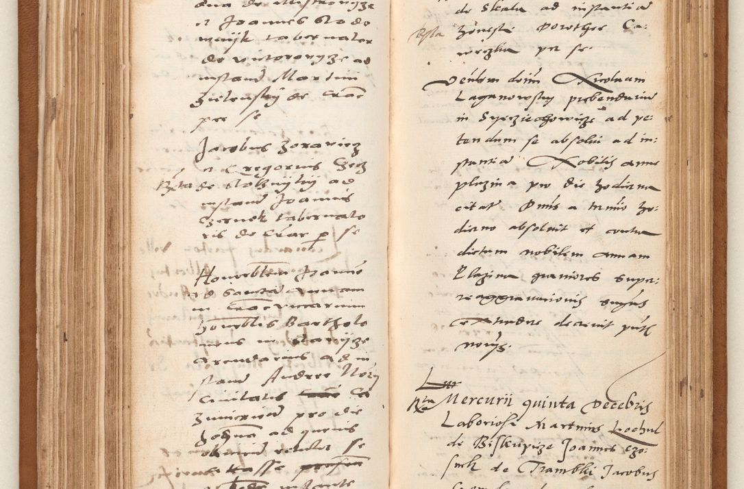 Zdjęcie nr 121 dla obiektu archiwalnego: Acta pronunciationum, absolutoriarum a termino, relacionum, diligenciarum, consensuum in absolutionem, continuationum terminorum ad annum Domini MDLIIᵐ coram reverendo patre domino Petro Porembski canonico et officiali generali Cracoviensi, a die et mense infrascriptis continuantur.