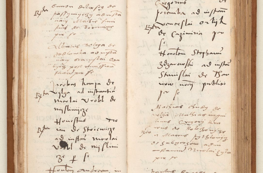 Zdjęcie nr 28 dla obiektu archiwalnego: Acta pronunciationum, absolutoriarum a termino, relacionum, diligenciarum, consensuum in absolutionem, continuationum terminorum ad annum Domini MDLIIᵐ coram reverendo patre domino Petro Porembski canonico et officiali generali Cracoviensi, a die et mense infrascriptis continuantur.