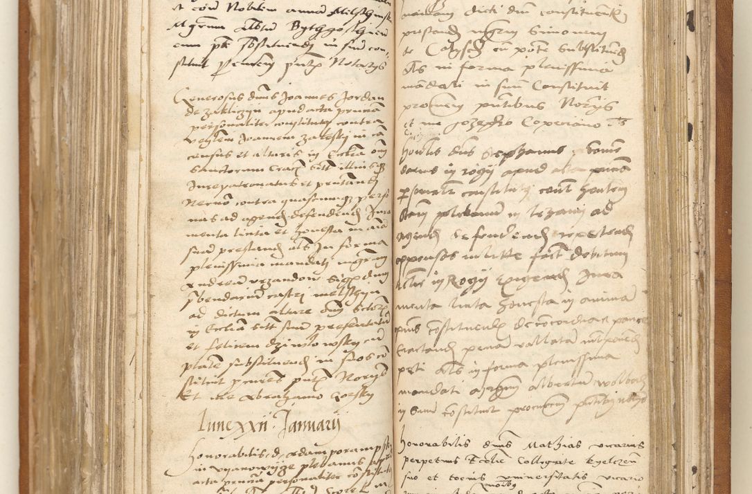 Zdjęcie nr 155 dla obiektu archiwalnego: Ac[ta con]stitutio[num procuratorum] coram [reve]rendo pa[tre domino] Nicola[o Be]dlenski [scho]lastico [vica]rioque i[n spiritua]libus [generali] Cra[coviensi] an[no Domini millesimo quingentesimo vigesimo octavo].