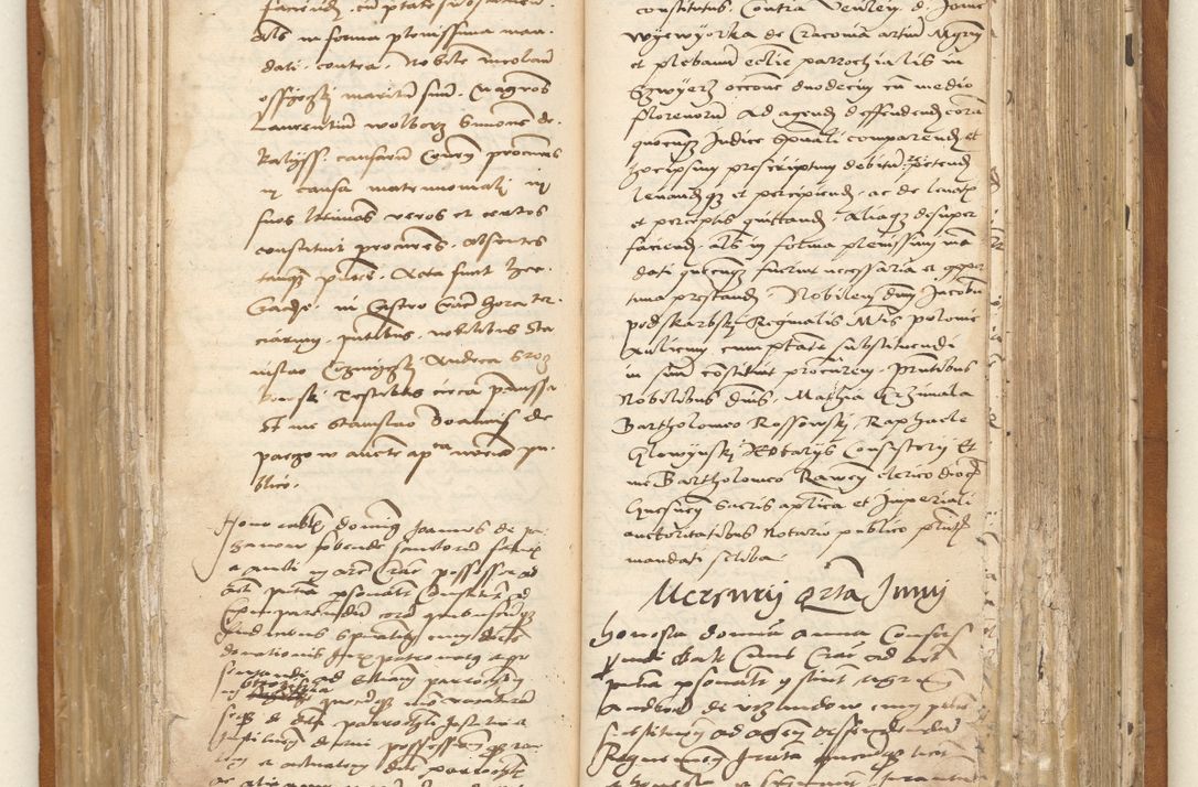 Zdjęcie nr 8 dla obiektu archiwalnego: Ac[ta con]stitutio[num procuratorum] coram [reve]rendo pa[tre domino] Nicola[o Be]dlenski [scho]lastico [vica]rioque i[n spiritua]libus [generali] Cra[coviensi] an[no Domini millesimo quingentesimo vigesimo octavo].