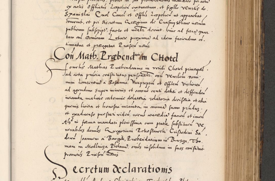 Zdjęcie nr 393 dla obiektu archiwalnego: Acta actorum causarum, sentenciarum diffinitivarum quam interloquutiorum, decretorum, obligationum, quietationum et constitutionum procuratorum coram reverndo domino Petri Porembski preposito Ossviencimensi, canonico et officiali Cracoviensi generali ad annum Dimini 1556, inditione quatuor decima, pontificatus sanctissimi in Christo patris domini Pauli divina providencia pape IIII anno ispius.