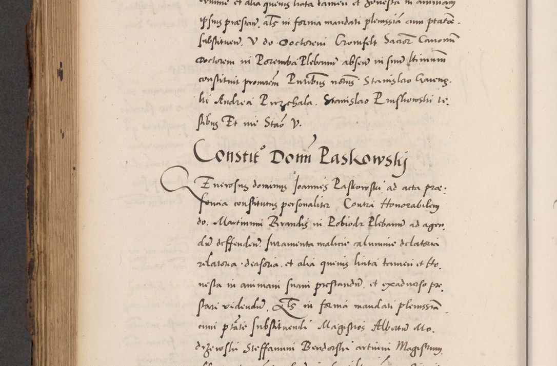 Zdjęcie nr 708 dla obiektu archiwalnego: Acta actorum causarum, sentenciarum diffinitivarum quam interloquutiorum, decretorum, obligationum, quietationum et constitutionum procuratorum coram reverndo domino Petri Porembski preposito Ossviencimensi, canonico et officiali Cracoviensi generali ad annum Dimini 1556, inditione quatuor decima, pontificatus sanctissimi in Christo patris domini Pauli divina providencia pape IIII anno ispius.