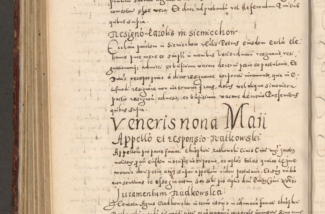 Zdjęcie nr 618 dla obiektu archiwalnego: Acta actorum causarum sententiarum tam diffinitivarum quam interloquutoriarum decretorum obligationum quietationum, constitutionum procuratorum etc. etc. coram Reverendo Domino Stanislao Manieczki Sacratissimi Corporis Christi Cazimiriae Praeposito Viccario in Spiritualibus ac Officiali Generali Cracoviensi ad Annum Domini Millesimum Quingentesimum Octuagesimum Tercium indictione undecima pontificatus Sanctissimi in Christo Patris Domini Nostri Domini Gregorii Divina Providentia Papae Tredecimi Anno ipsius duodecima faeliciter inchoantur 